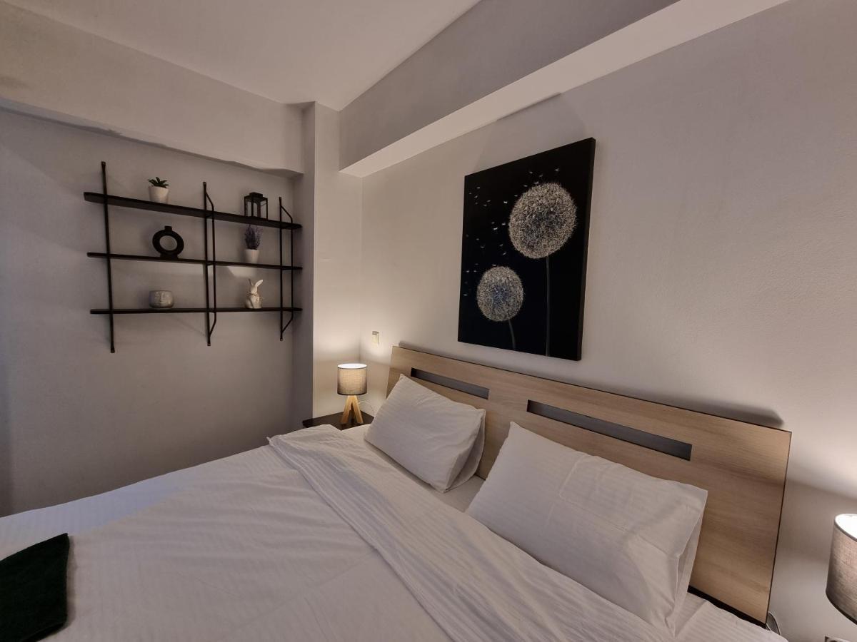 Central & Comfy, Peaceful Apt In Iasi Eksteriør billede